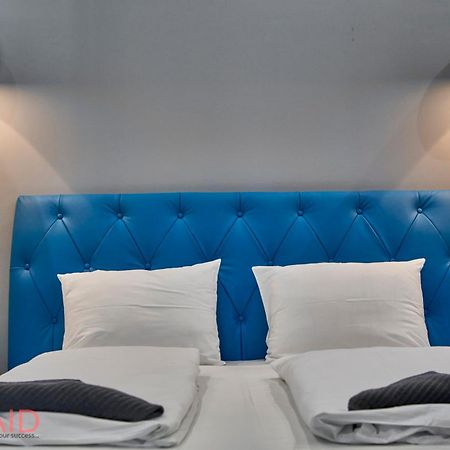 A13 Apartments - Budapest - Hostaid Pokoj fotografie