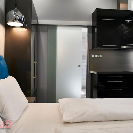 A13 Apartments - Budapest - Hostaid Pokoj fotografie
