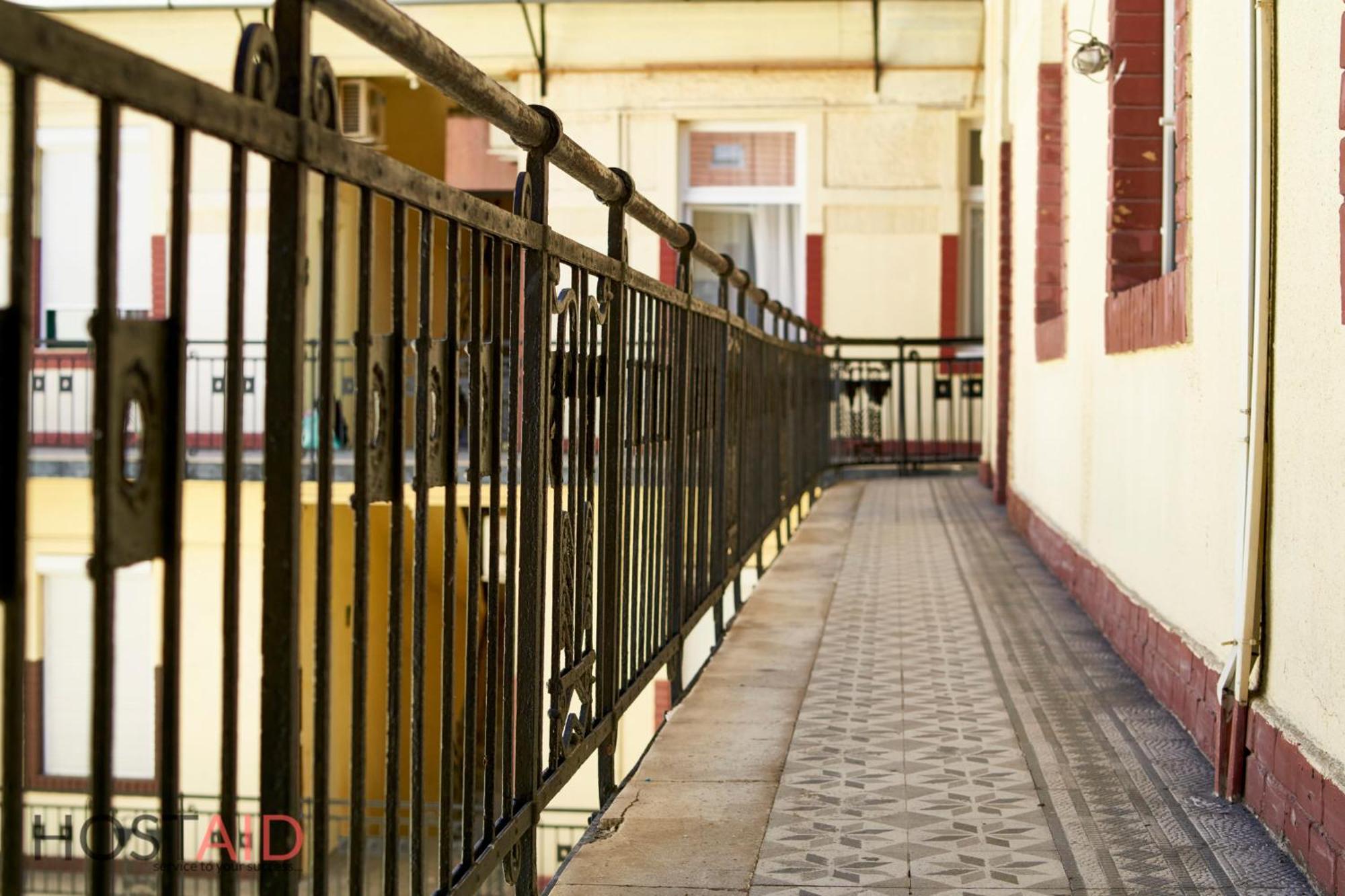 A13 Apartments - Budapest - Hostaid Pokoj fotografie